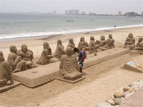 18 Incredible Sand Sculptures - Top Dreamer