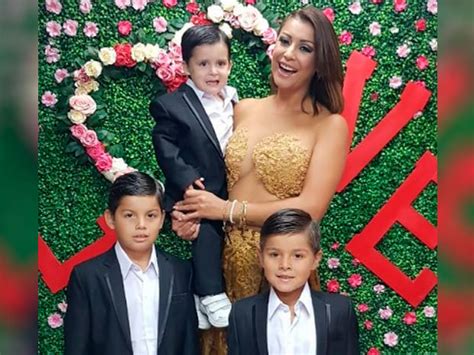 Instagram Karla Tarazona Realizó Hermosa Sesión De Fotos Junto A Sus Hijos Fotos Elpopularpe