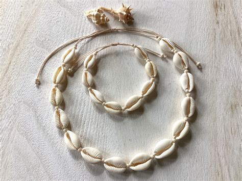 Cowrie Shell Pearl Glass Beads Necklace And Bracelet Shell Choker