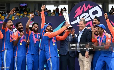 Rohit Sharma Of India Lifts The Icc Men S T20 Cricket World Cup News Photo Getty Images