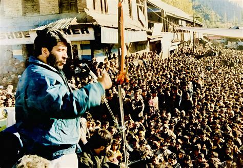 India Bans Jailed Kashmiri Pro Freedom Leader Shabir Shahs Political