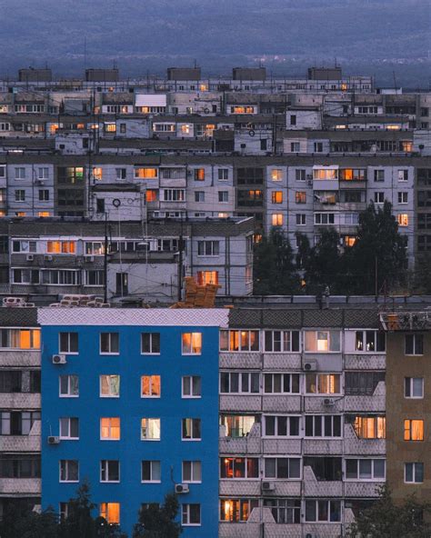 Панельные дома обои на комп - 94 фото