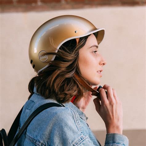 Bike Helmet Women's Stylish: Review And Recommendations - Women and Bikes