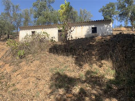 Quintas e casas rústicas Quintinha à venda em Monchique SUPERCASA