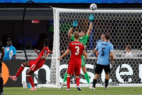 Le Canada grimpe à la 40e place du classement de la FIFA après sa