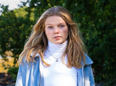 p3.no » Hilma (18) visste ingenting om spontanabort – før hun gikk ...