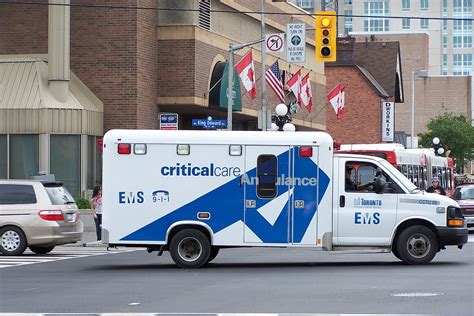 City Of Toronto EMS CCTU 88 Chevy Critical Care Ambulance Flickr