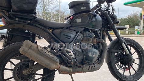 Upcoming Bajaj Triumph Scrambler Spotted For The First Time Ht Auto