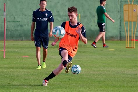 El Almanse O Toni Cuenca Hace La Pretemporada Con El Primer Equipo Del