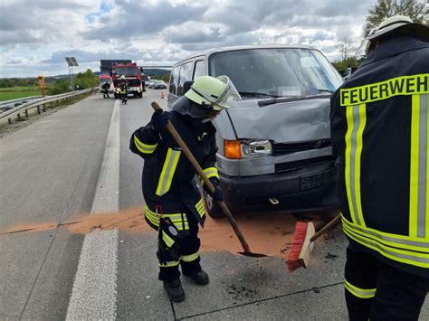 Vu Pkw Und Auslaufende Betriebsstoffe Bab Feuerwehr