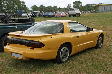 Description Du Véhicule Pontiac Firebird 4 Encyclopédie Automobile