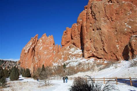 Garden of the Gods in Winter: Best Hikes, Activities, & Tips