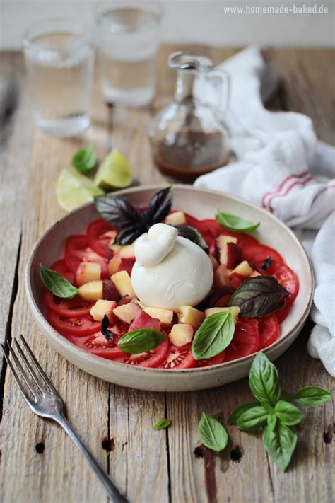 Tomaten Pfirsich Salat Mit Burrata Ein Erfrischender Sommersalat