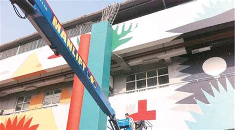 Artist from Rome gives Govindpuri Metro station a splash of colour ...