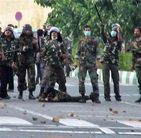 Demonstrationen Mindestens 13 Tote Bei Unruhen Im Iran WELT