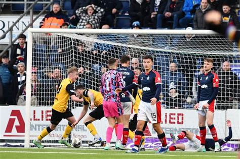 Falkirk 1 1 Annan Athletic Frustration For Bairns As Last Gasp