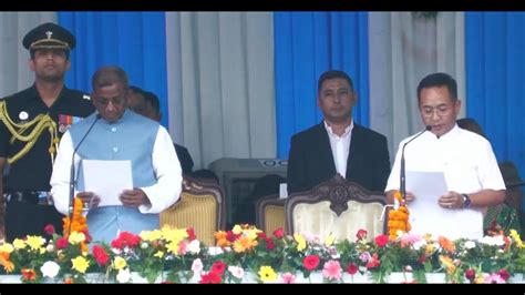 Swearing In Ceremony Of Skm Chief Ps Golay As Sikkim Cm Youtube