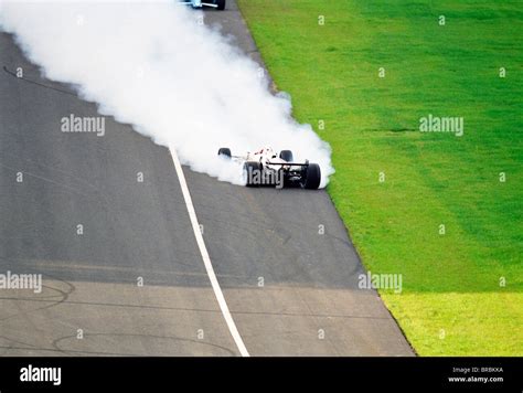 Car spinning out of control hi-res stock photography and images - Alamy