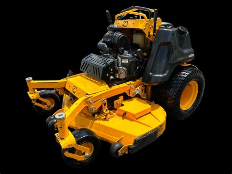 60″ Cub Cadet Pro X 660 Commercial Stand On Zero Turn W Kawasaki