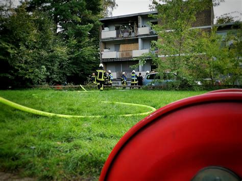 Brennender Trockner Auf Balkon An Der Virchowstra E Freiwillige