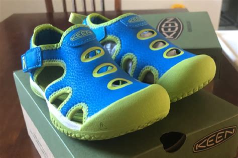 Top 6 Best Kids Water Shoes to Buy This Summer | Hip2Save