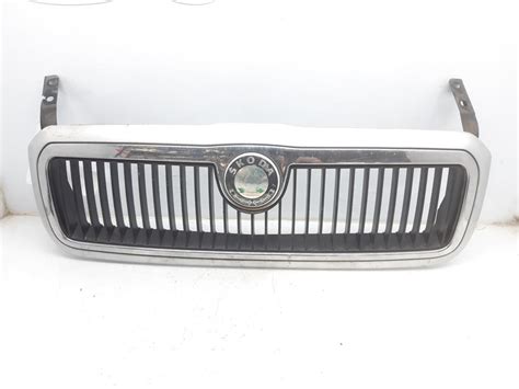 Grilles De Calandre SKODA OCTAVIA I Combi 1U5 1 9 TDI 10352048 B Parts