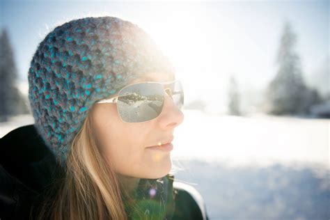 5 Great Reasons To Wear Sunglasses In Winter Pepose Vision