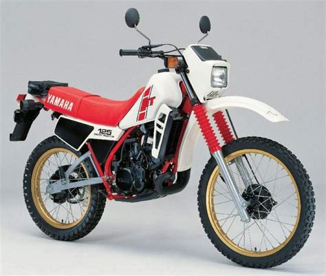 Yamaha Yamaha DT 125 LC - Moto.ZombDrive.COM