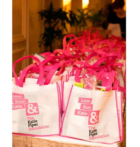 4 Ways To Use Goody Bags for Charity Events | Blog | Smartbags