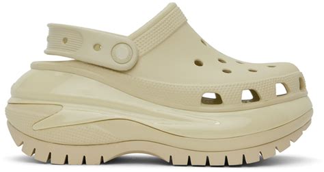 Crocs Sabots Mega Crush blanc cassé SSENSE France