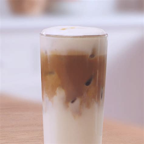 Iced Caramel Latte Macchiato Recipe | Nescafé AU