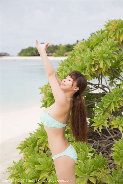 BoLoli波萝社 VOL 049 柳侑绮Sevenbaby 马尔代夫旅拍海边湿身写真美图录