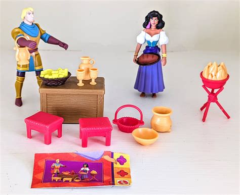 Disney Hunchback Of Notre Dame Esmeralda Phoebus Mattel Toy Figure Set