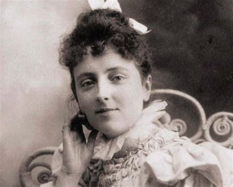 » Lucy Maud Montgomery Biography | Life, Facts & Books