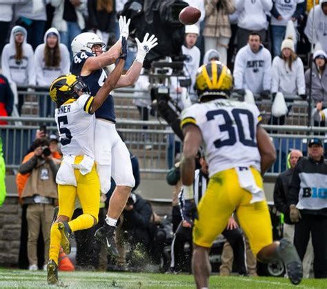 Michigan Rb Hassan Haskins Delivers An ‘incredible’ Performance Vs Penn State