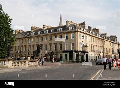 Georgian Buildings On North Parade In Bath Stock Photo Alamy