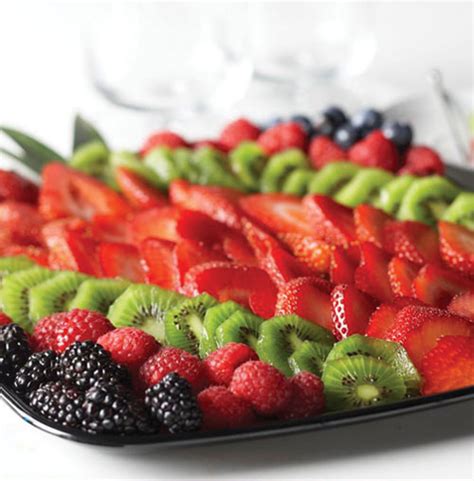 Shop Catering Fruit And Veggie Trays Signature Sparkling Berry Tray
