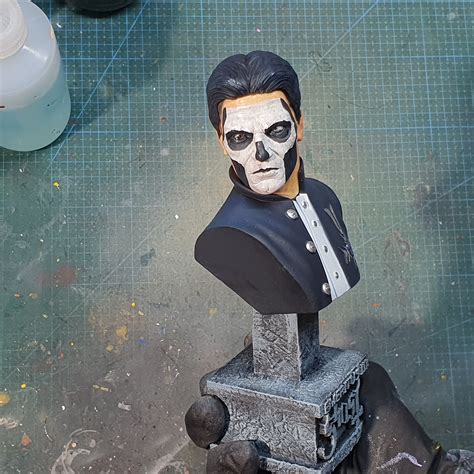 Stl File Bust Papa Emeritus 👤・3d Printable Model To Download・cults