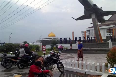 Monumen Dirgantara Jadi Tempat Ajang Selfie Suara Merdeka