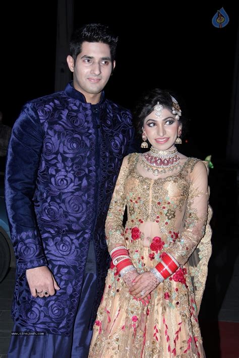 Bhushan Kumar Sister Tulasi Kumar Wedding Reception 02 Photo 75 Of 119