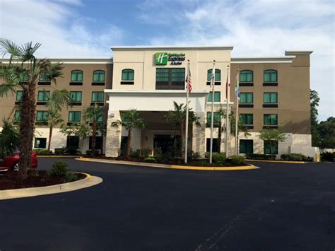 Downtown Mobile Hotel near I-10 | Holiday Inn Express & Suites Mobile ...