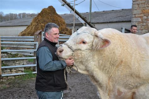 En Images Dans Les Coulisses Du Départ Vers Le Salon De Lagriculture