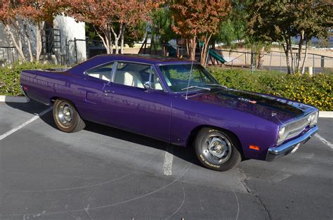 Plymouth Road Runner Pack Speed Crazy Purple Classic