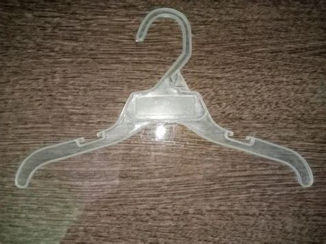 Plastic Clothes Hangers For Showroom Transparent At Rs In Kanpur