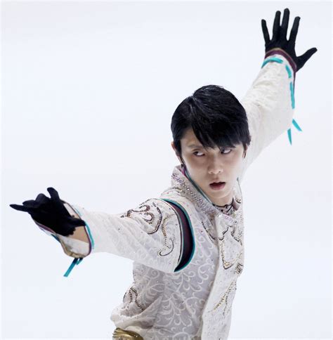 In Photos Japanese Skating Star Yuzuru Hanyu Performs 1st Pro Ice Show Prologue The Mainichi