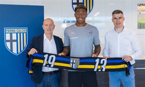 Ufficiale Suzuki Il Nuovo Portiere Del Parma Contratto Fino Al