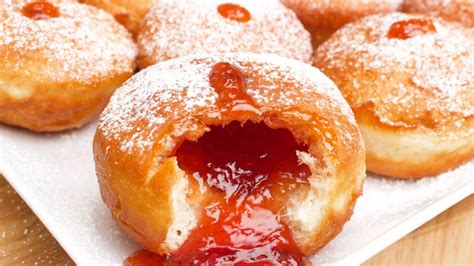 Hanukkah Sufganiyot Recipe In A Bag Jamie Geller Jelly Doughnuts