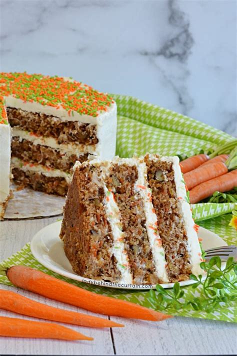 Super Moist Carrot Cake