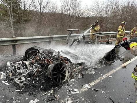 Fire Fighters Use 12 000 Gallons Of Water To Extinguish Burning Tesla Model S Carscoops