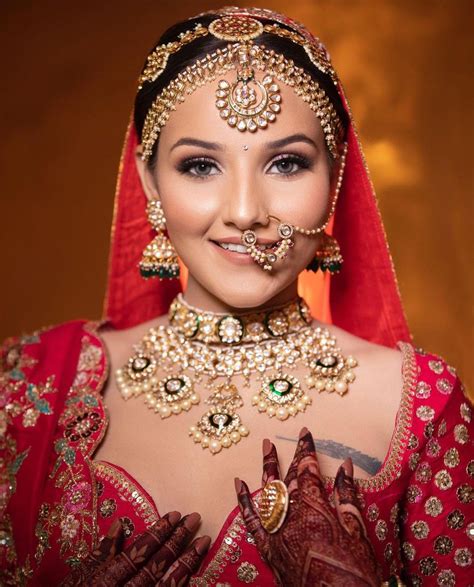 Bridal Makeup Red Lips Red Lip Makeup Indian Bridal Photos Bride Pictures Antique Jewelry